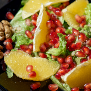 Ensalada de naranja con granada y nueces