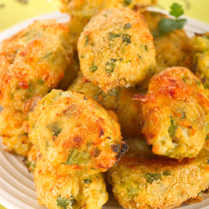 Nuggets crujientes de coliflor con pan rallado y especias