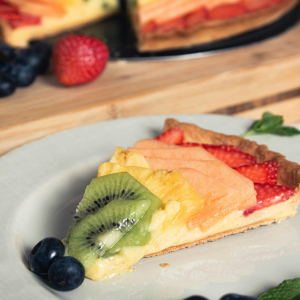 Tarta con kiwi zespri y frutas frescas de temporada