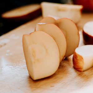 Manzana Ambrosia troceada lista para comer