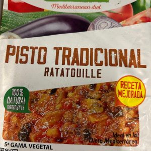 Bandeja de pisto tradicional Campo Rico listo para comer