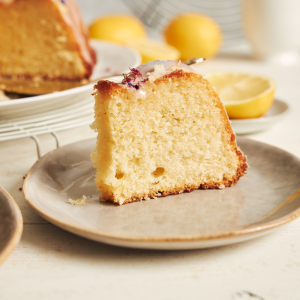 bizcocho casero de limón fresco.
