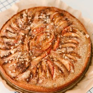 bizcocho casero con pera flor de invierno y manzana