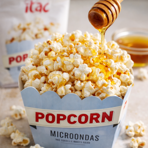 Palomitas para microondas con miel natural por encima